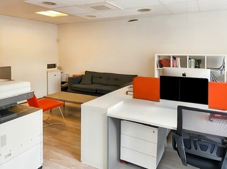 Office in Boulogne-Billancourt to rent - Interior Photo - Image 3 of 6