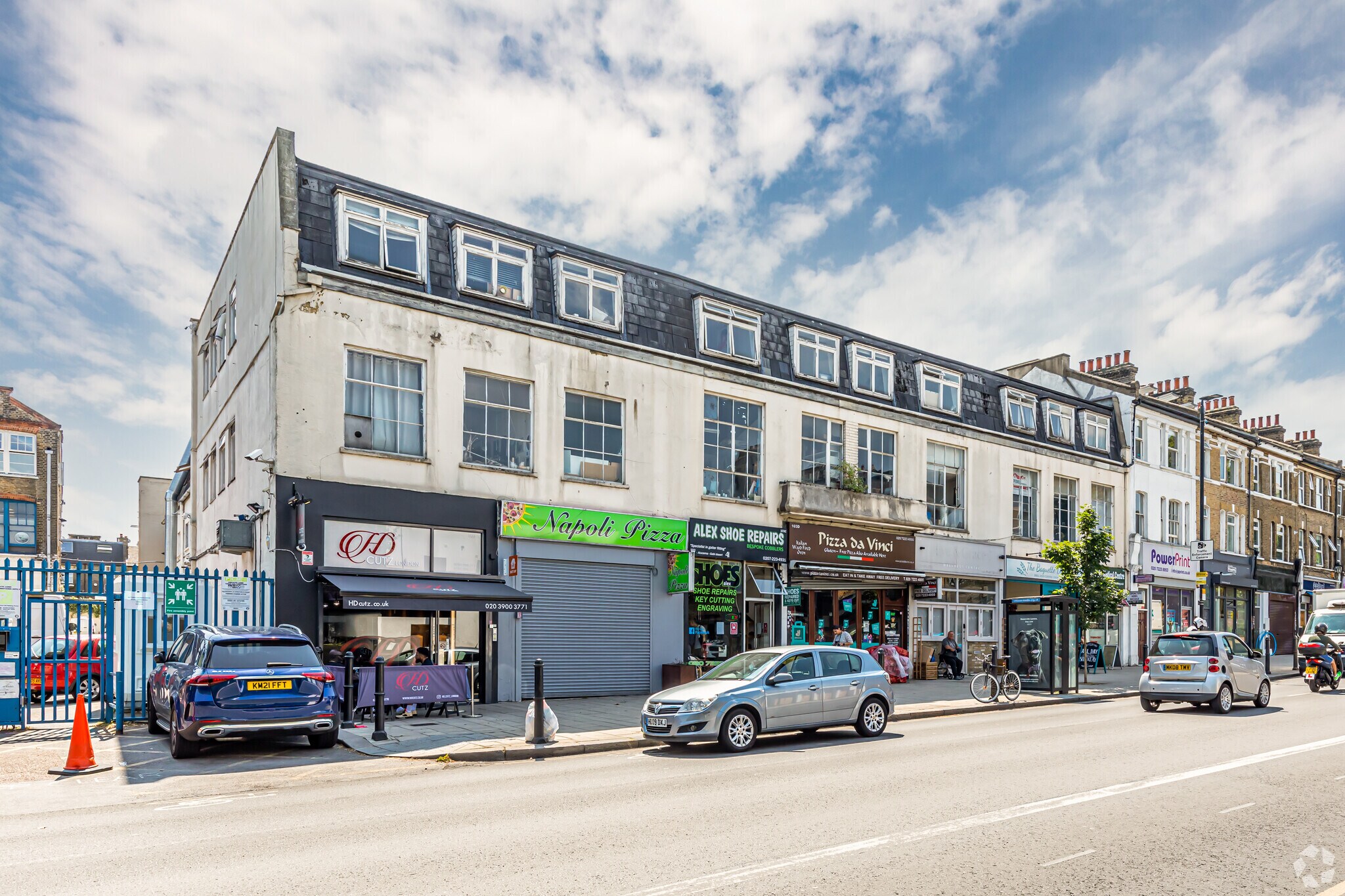103A-103G Lavender Hl, London for sale Primary Photo- Image 1 of 1