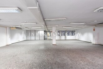 Retail in Barcelona, BAR for rent Interior Photo- Image 2 of 16