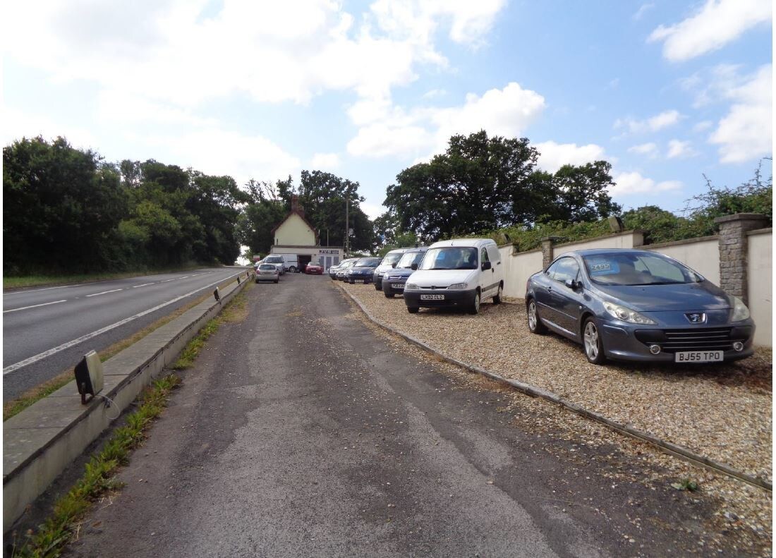 Yeovil Rd, Melbury Osmond for sale Primary Photo- Image 1 of 1