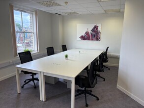 180-186 Kings Cross Rd, London to rent Interior Photo- Image 1 of 1