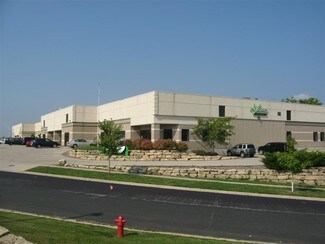 More details for 2881 Commerce Park Dr, Madison, WI - Light Industrial to Rent