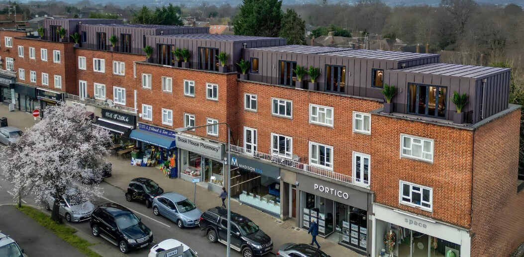 16-23 High Rd, Chigwell for sale Primary Photo- Image 1 of 1