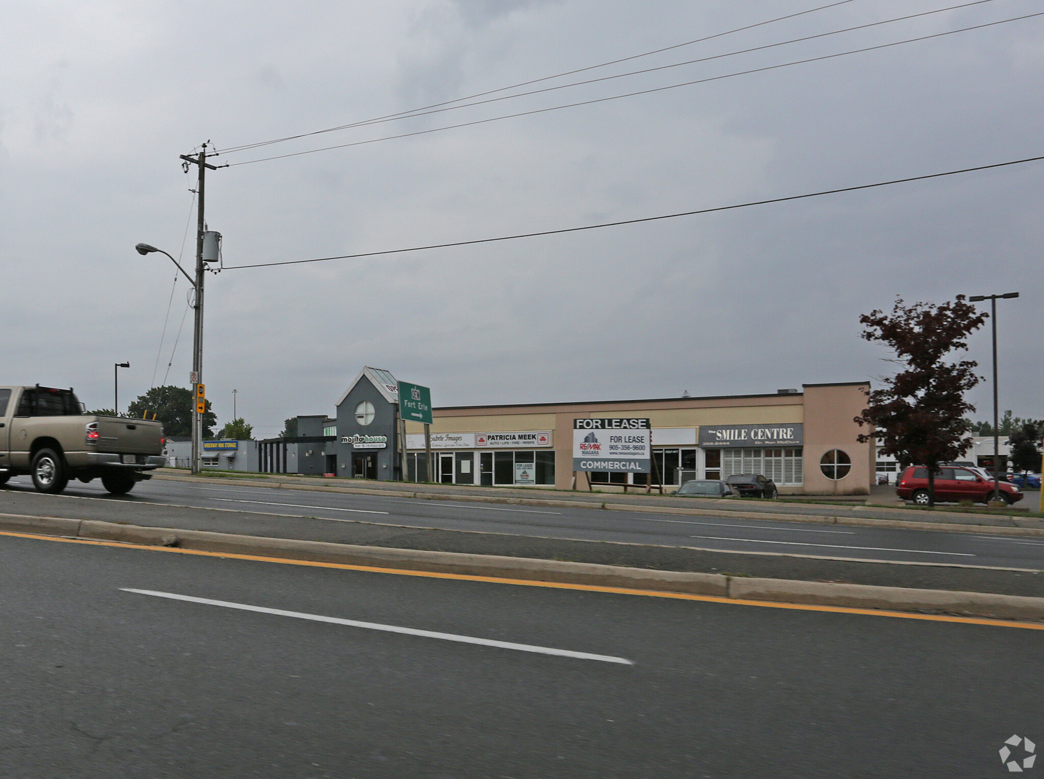 4030 Montrose Rd, Niagara Falls, ON for sale Primary Photo- Image 1 of 1