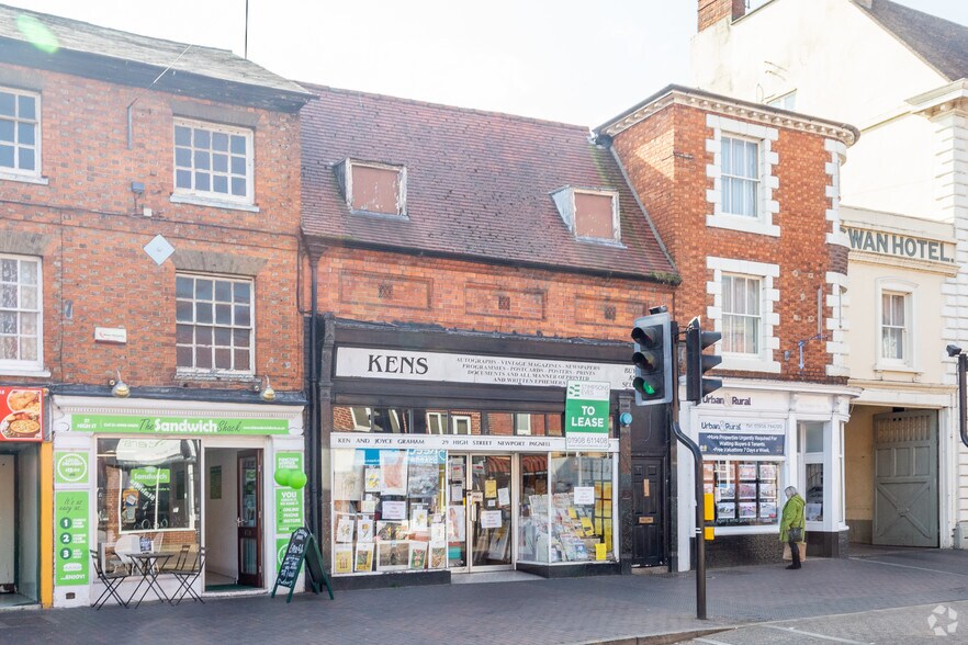 29 High St, Newport Pagnell MK16 8AR UK