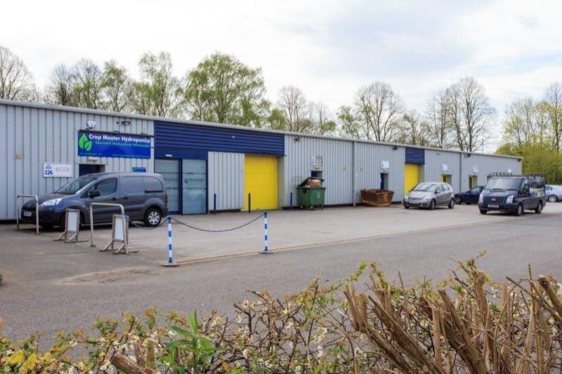 Boughton Industrial Est, Boughton to rent Building Photo- Image 1 of 6