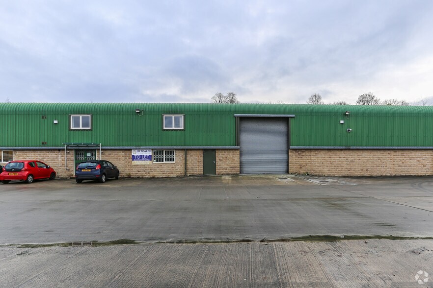 Birds Royd Ln, Brighouse for sale - Primary Photo - Image 1 of 1