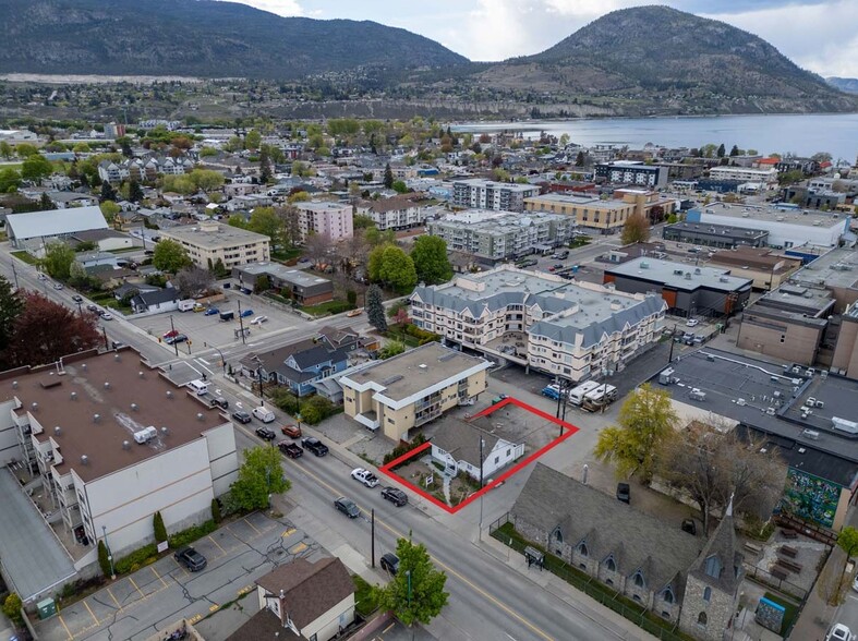 157 Wade Av W, Penticton, BC for rent - Building Photo - Image 1 of 1