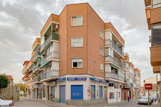 Calle Federico García Lorca, 3, Mejorada del Campo, Madrid for rent Primary Photo- Image 1 of 3