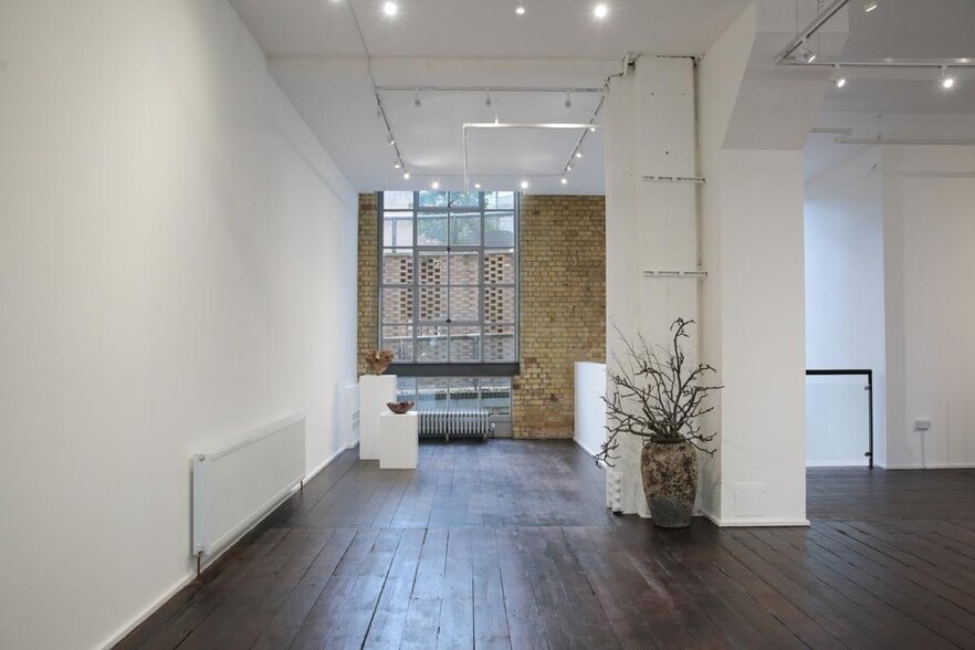 65A-65C Hopton St, London to rent - Interior Photo - Image 3 of 6