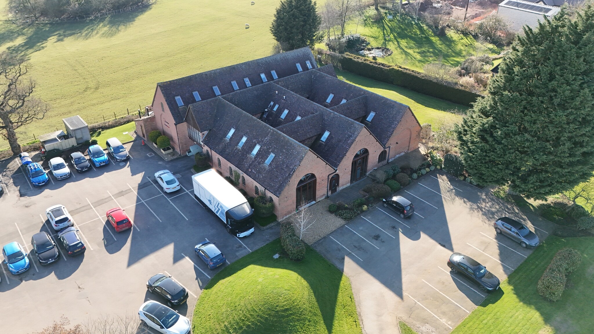 Banbury Rd, Lighthorne to rent Building Photo- Image 1 of 26