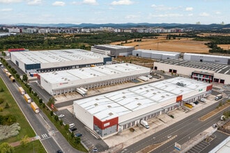 Industrial in Vitoria-Gasteiz, Álava to rent Interior Photo- Image 1 of 11