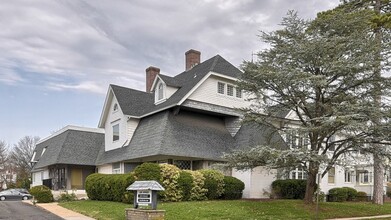 75-77 N Bridge St, Somerville, NJ for rent Building Photo- Image 1 of 9