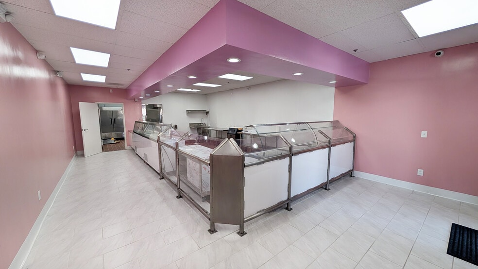 1714 E McFadden Ave, Santa Ana, CA to rent - Building Photo - Image 2 of 11