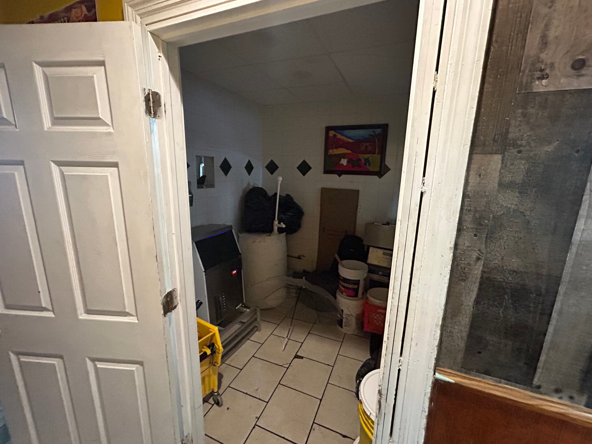 359 S Broadway, Yonkers, NY to rent Interior Photo- Image 1 of 20