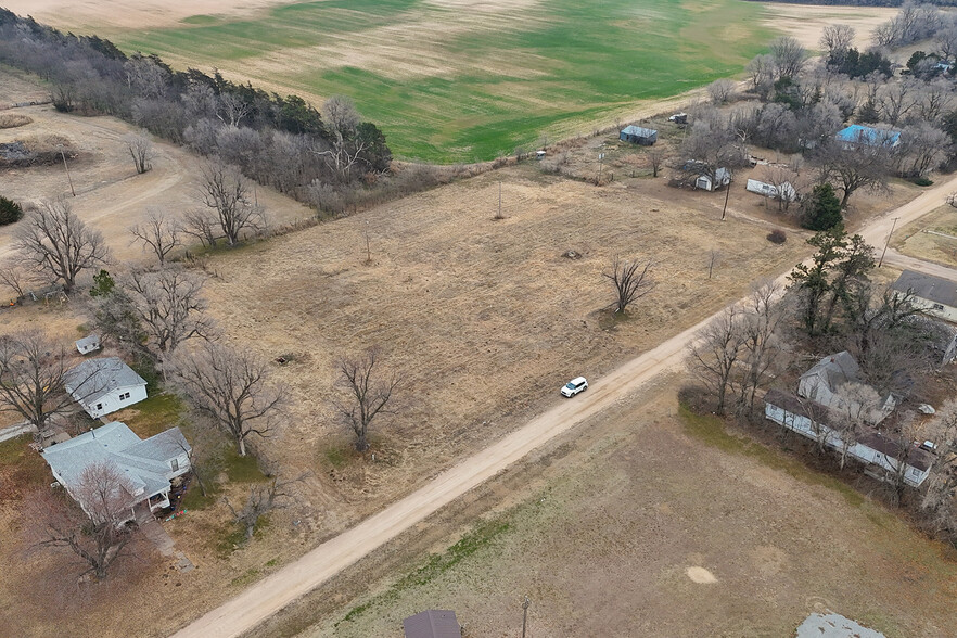 320 S Gregory St, Nashville, KS for sale - Building Photo - Image 3 of 17