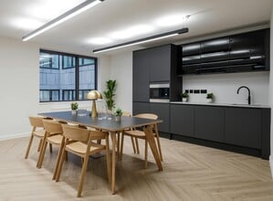 74 Coleman St, London to rent Interior Photo- Image 2 of 8