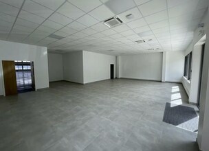 157 Avenue Charles Floquet, Le Blanc-Mesnil to rent Interior Photo- Image 1 of 3