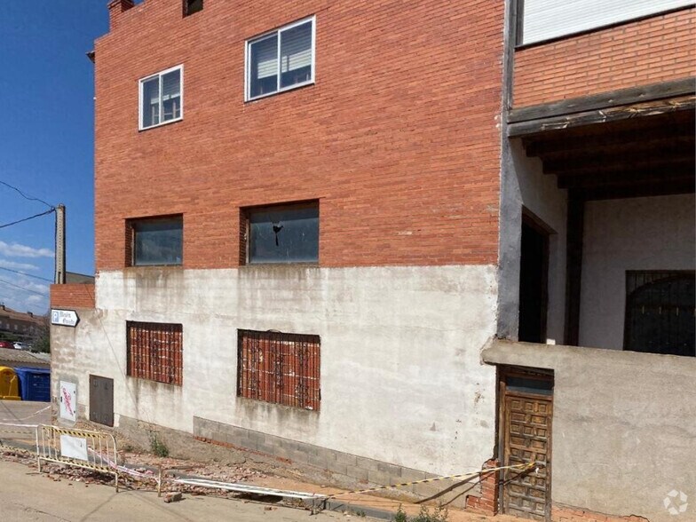 Calle Arroyo, Humanes, Guadalajara for sale - Building Photo - Image 2 of 10