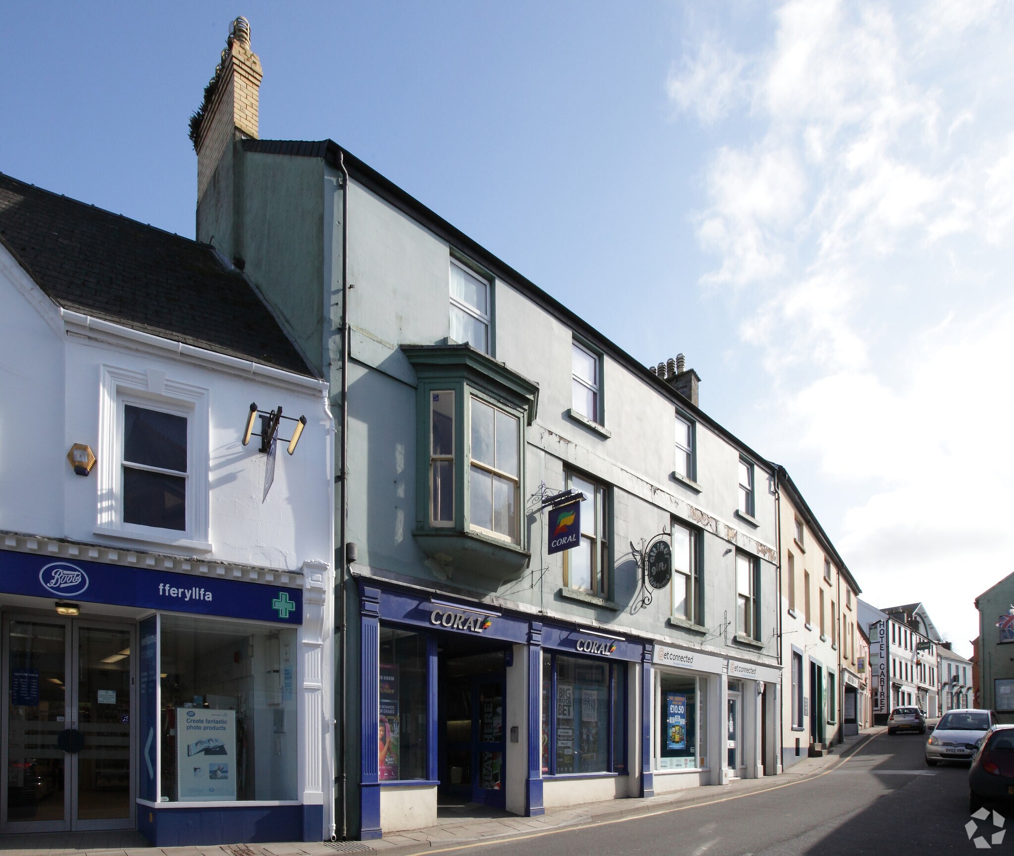 1 High St, Fishguard for sale Primary Photo- Image 1 of 1