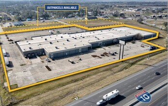 800 Factory Outlet Dr, Iowa, LA for sale Primary Photo- Image 1 of 1