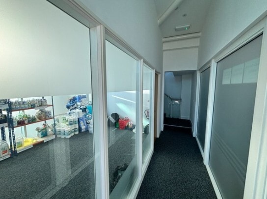 Mumby Rd, Gosport to rent Interior Photo- Image 1 of 6