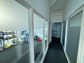 Mumby Rd, Gosport to rent Interior Photo- Image 1 of 6