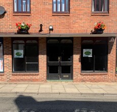 2-4 Sow Hill Rd, Beverley to rent Building Photo- Image 1 of 1