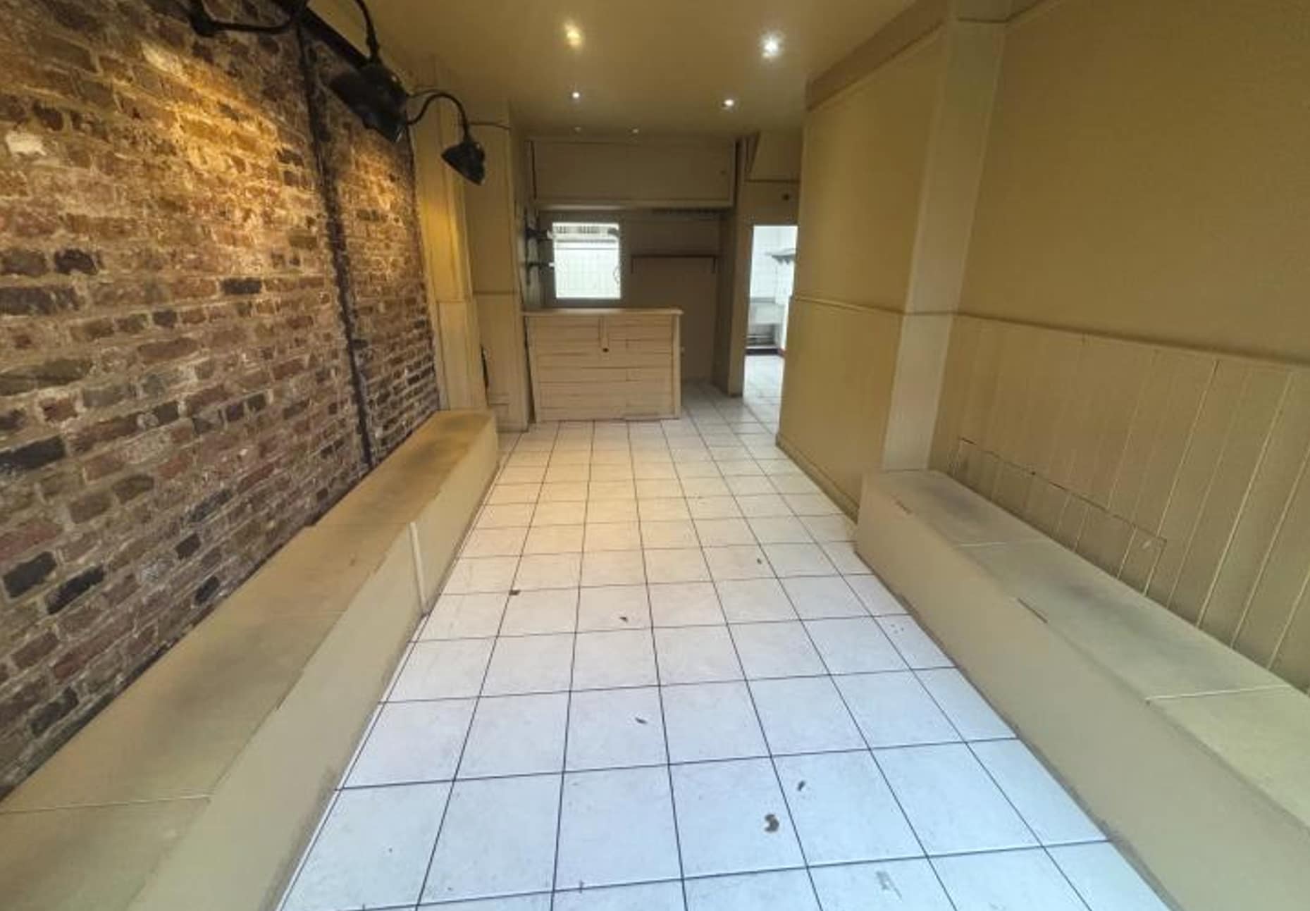 18 Peckham Rye, London to rent Interior Photo- Image 1 of 4