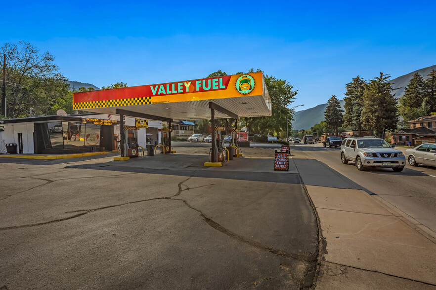 1304 Grand Ave, Glenwood Springs, CO for sale - Building Photo - Image 1 of 1