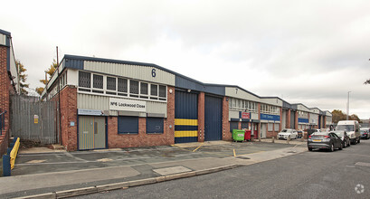 Lockwood Clos, Leeds for rent Primary Photo- Image 1 of 11