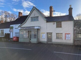 More details for 7 Mwrog St, Ruthin - Retail for Rent