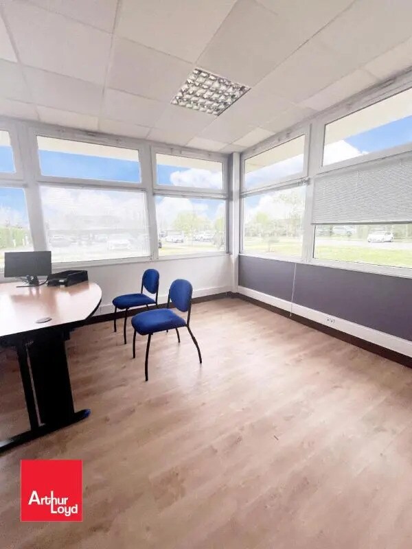 Location Bureaux 50 m² - Photo 1