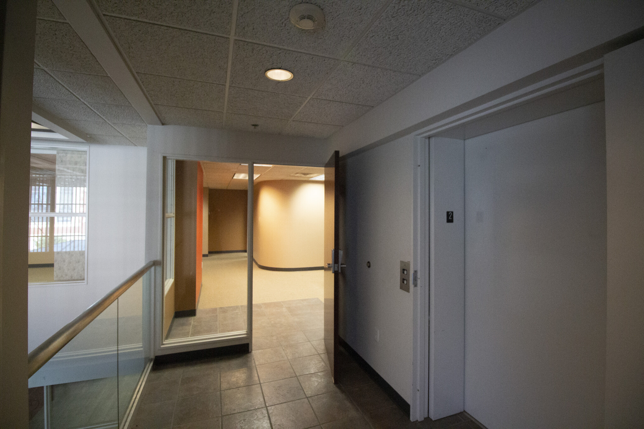 1135-317 S M St, Lincoln, NE to rent Interior Photo- Image 1 of 14