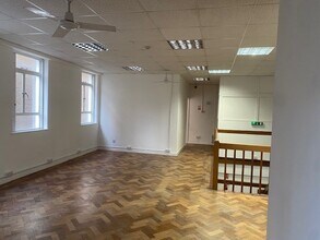 1-18 Church Arcade, Bedford to rent Interior Photo- Image 2 of 4