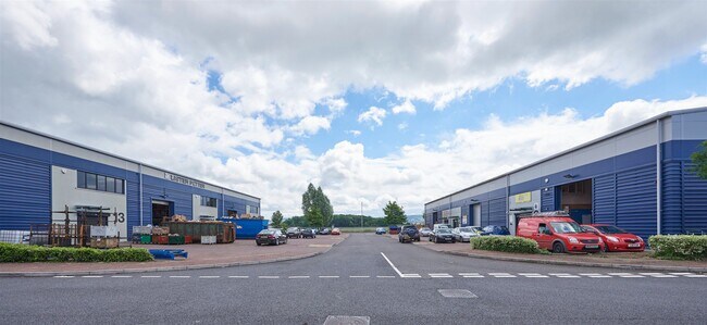 More details for The Quadrant Centre, Quedgeley - Industrial to Rent