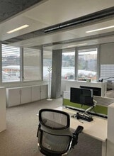 Office in Lyon to rent Interior Photo- Image 1 of 12
