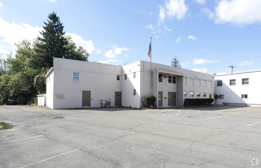 126 Main St, Johnson City, NY for sale - Primary Photo - Image 1 of 1