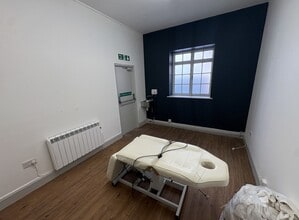 Terminus Terrace, Southampton to rent Interior Photo- Image 1 of 5