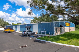 East Tampa Industrial Opportunity portfolio of 2 properties for sale on LoopNet.co.uk Primary Photo- Image 1 of 4