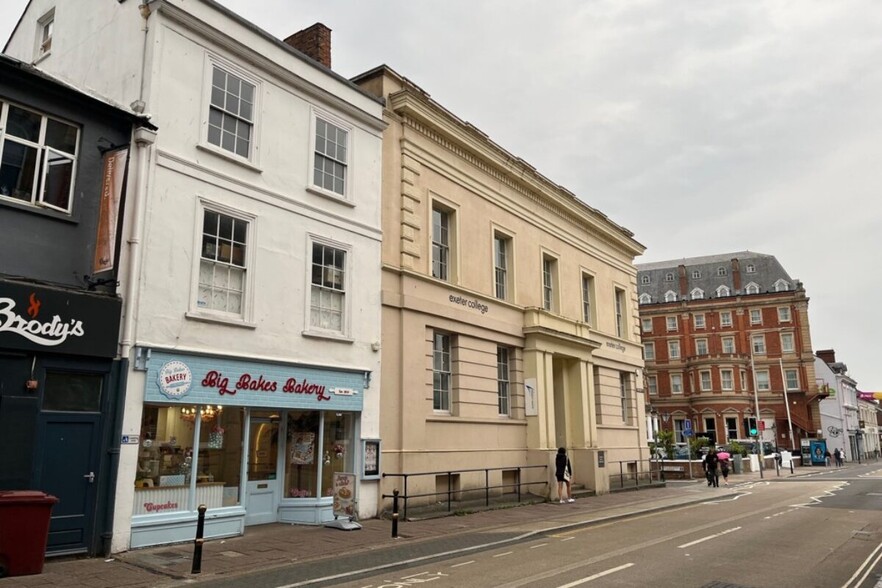 25 Queen St, Exeter to rent - Building Photo - Image 3 of 3