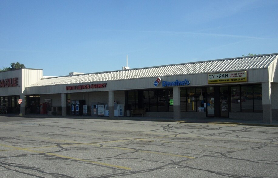 15400-15420 W High St, Middlefield, OH for rent - Building Photo - Image 3 of 7