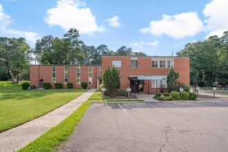 410 Lord Berkley Rd, Raleigh, NC for rent Building Photo- Image 1 of 15