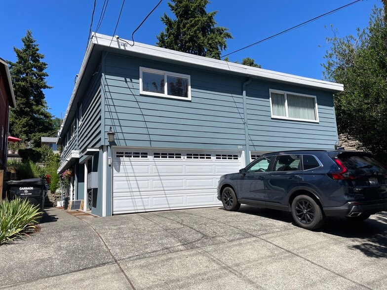 110 NW 39th St, Seattle, WA for sale - Building Photo - Image 1 of 1
