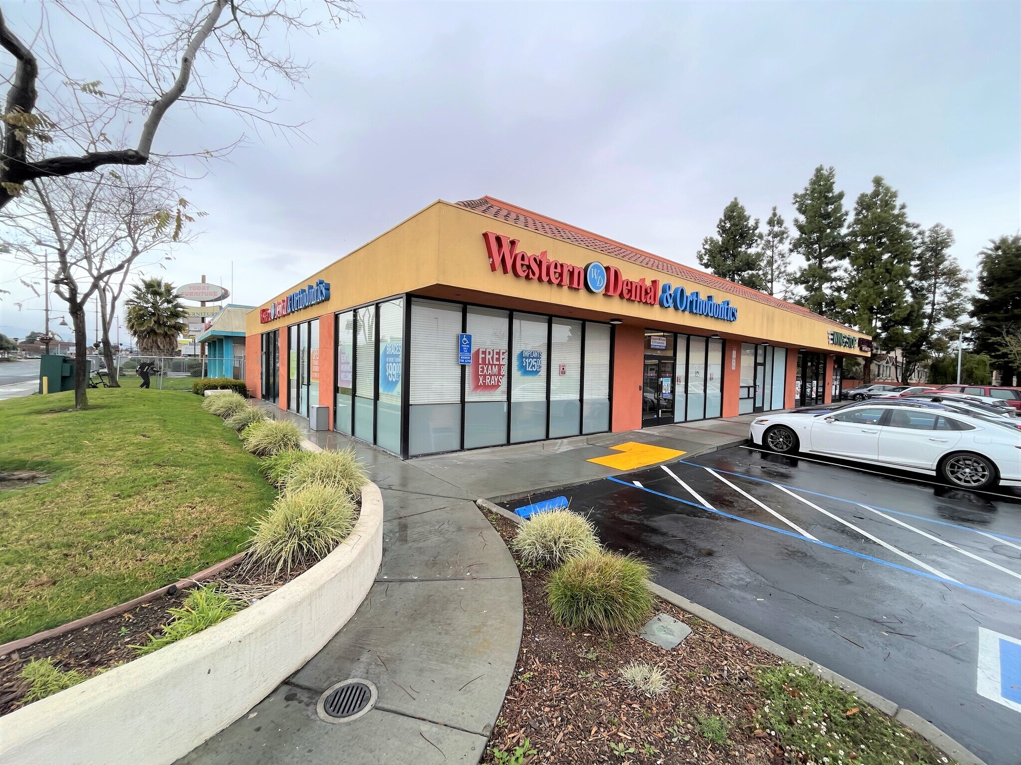 2801-2807 El Camino Real, Santa Clara, CA to rent Building Photo- Image 1 of 19