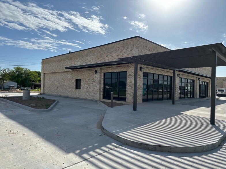 4343 E US Highway 83, Rio Grande City, TX for rent - Building Photo - Image 3 of 4