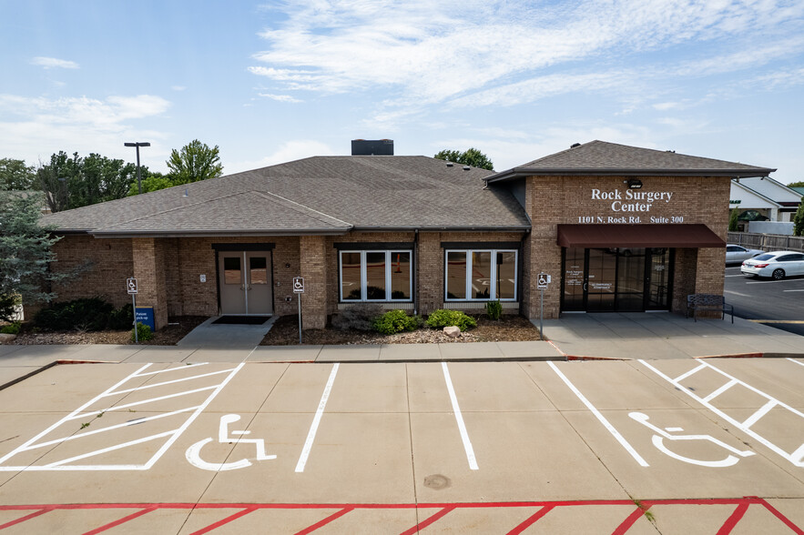 1101 N Rock Rd, Derby, KS for rent - Building Photo - Image 3 of 21