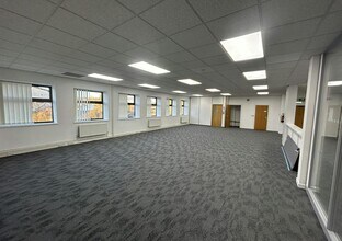 Kingsway, Gateshead to rent Interior Photo- Image 2 of 2