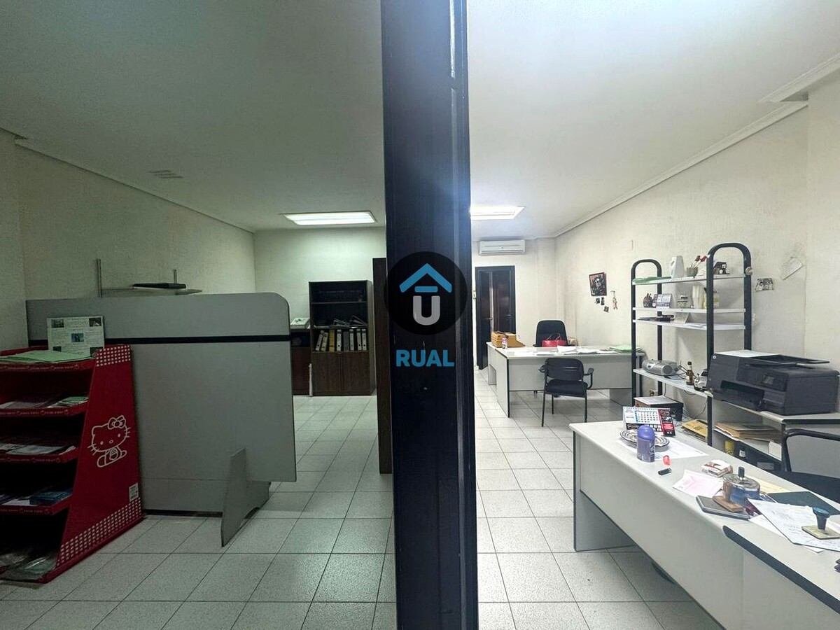 Talavera de la Reina, TOL 45600 - Unit L5 -  - Interior Photo - Image 1 of 11