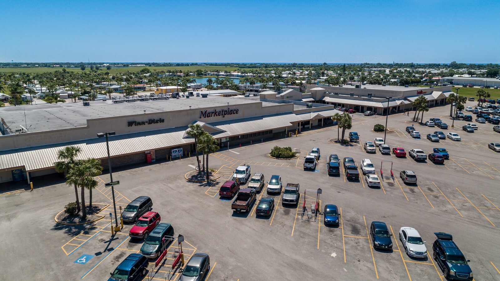 3246 US Highway 441 S, Okeechobee 34974 Okeechobee Plaza UK